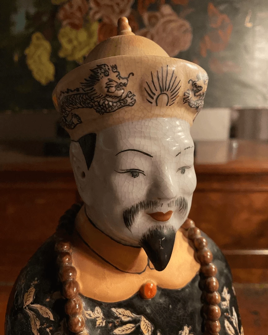 Tuxedo Park Junk Shop Chinese Famille Noir Emperor 5 Tuxedo Park Junk Shop Chinese Famille Noir Emperor