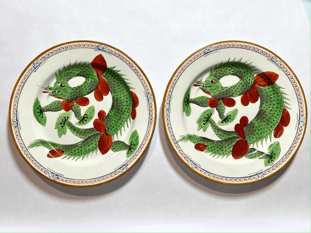 Tuxedo Park Junk Shop Hand-painted Flight & Barr Dragon Plates C. 1792-1807 New Arrivals 1 Tuxedo Park Junk Shop Hand-painted Flight & Barr Dragon Plates C. 1792-1807 New Arrivals