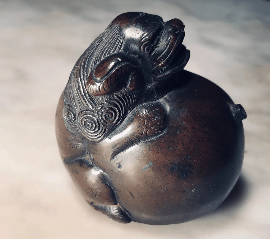 Tuxedo Park Junk Shop Objets Bronze Mythical Beast Water Dropper 2 Tuxedo Park Junk Shop Objets Bronze Mythical Beast Water Dropper