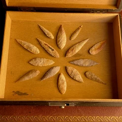 Tuxedo Park Junk Shop Boxed Collection Of Neolithic African Spearheads New Arrivals