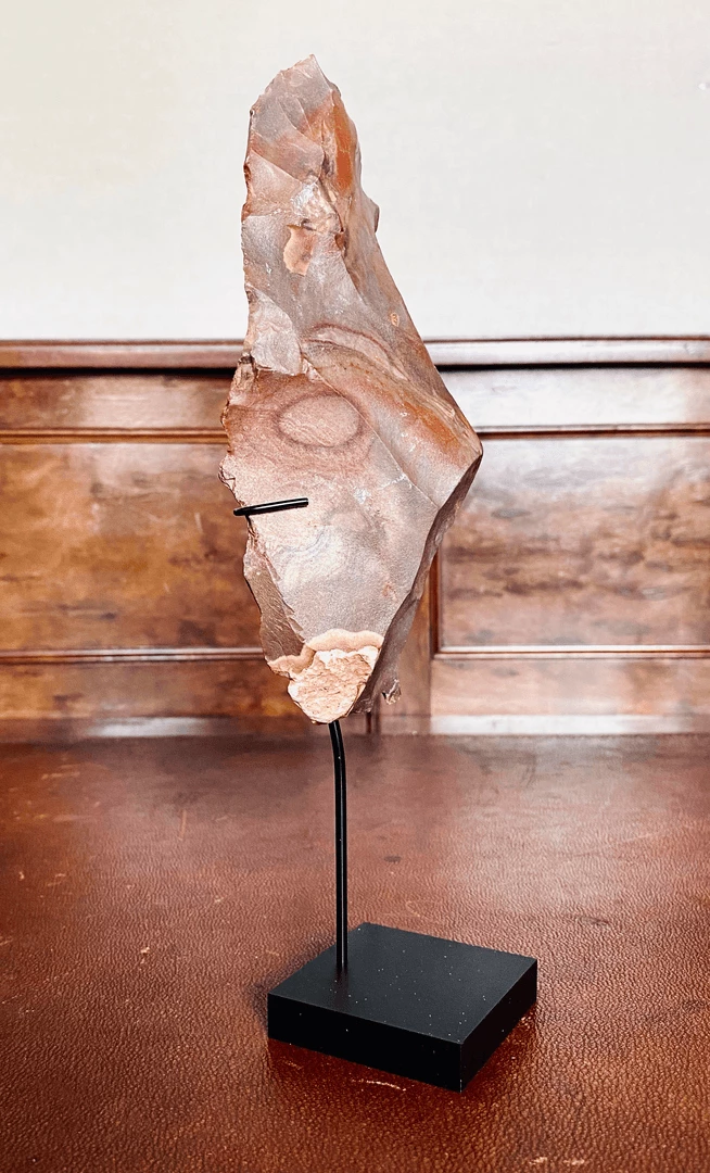 Tuxedo Park Junk Shop New Arrivals Acheulean Biface, Flint, N. Africa, Lower-Paleolithic Era 4 Tuxedo Park Junk Shop New Arrivals Acheulean Biface, Flint, N. Africa, Lower-Paleolithic Era