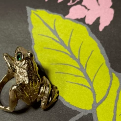 Tuxedo Park Junk Shop 14K Gold And Tourmaline Tree Frog Ring