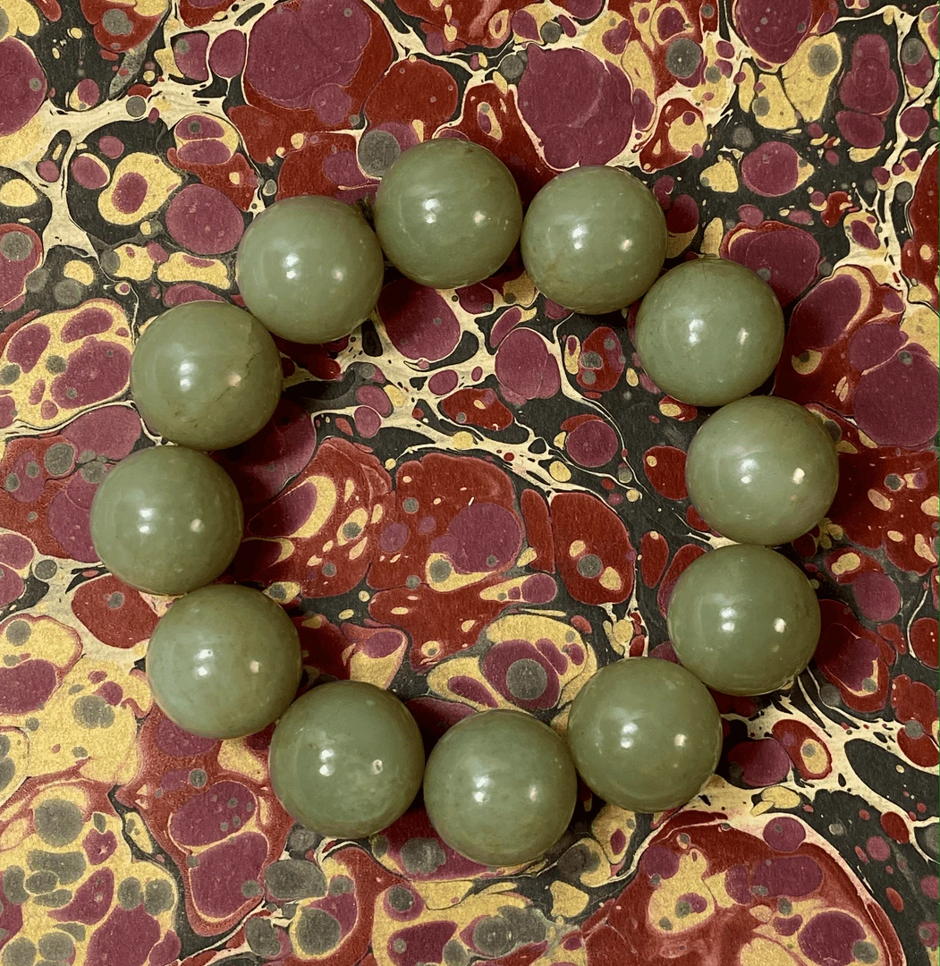 Tuxedo Park Junk Shop New Arrivals Hetian Jade Perle Bracelet 2 Tuxedo Park Junk Shop New Arrivals Hetian Jade Perle Bracelet