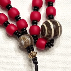Tuxedo Park Junk Shop Tibetan Sherpa Glass Dzi Bead Necklace