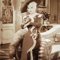 Tuxedo Park Junk Shop Elsa Schiaparelli Shocking Parfum Paris Circa 1937 8 Tuxedo Park Junk Shop Elsa Schiaparelli Shocking Parfum Paris Circa 1937