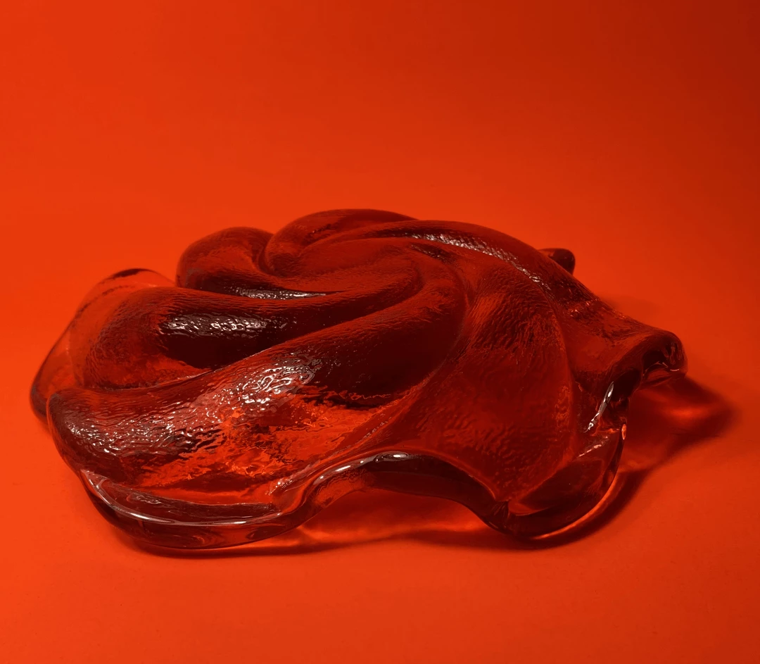 Tuxedo Park Junk Shop Mid Century Art Glass Ashtray 4 Tuxedo Park Junk Shop Mid Century Art Glass Ashtray