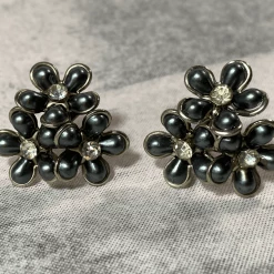 Tuxedo Park Junk Shop Grey Bouquet Rhinestone Earrings New Arrivals