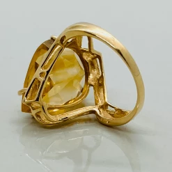Tuxedo Park Junk Shop New Arrivals 14K Golden Topaz Ring 6 Tuxedo Park Junk Shop New Arrivals 14K Golden Topaz Ring
